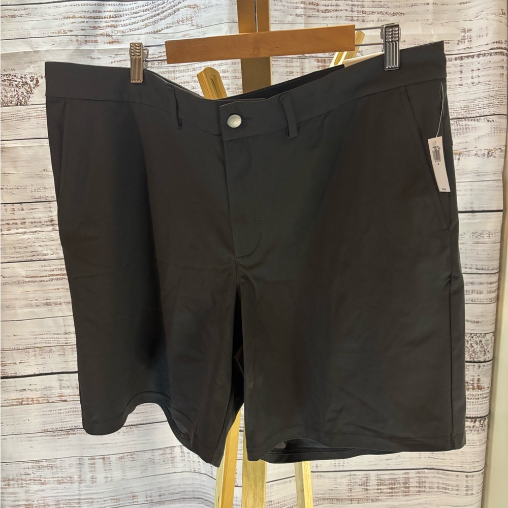 Old Navy Men’s Size 40 Tech Hybrid Shorts | Charcoal Grey | 8” Inseam | NWT